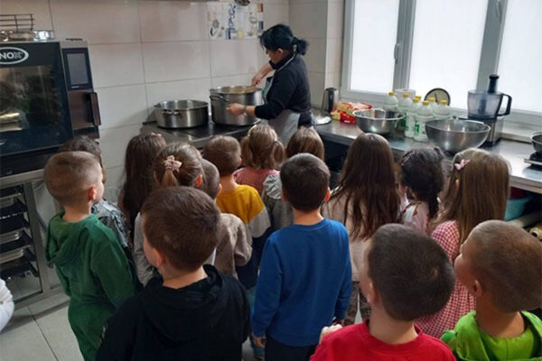 “Imamo pravo jesti zdravo”: Kroz igru do zdravih navika u Dječjem vrtiću Ljubuški