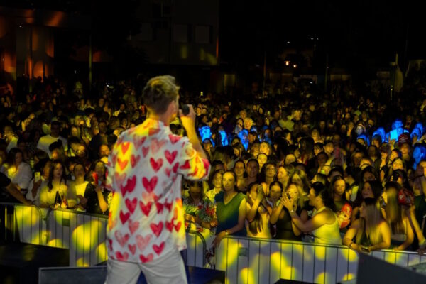 Adi Šoše održao koncert karijere u svom rodnom gradu Adi Šoše održao koncert karijere u svom rodnom gradu