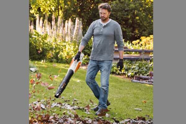 Okućnica bez lišća: STIHL puhači olakšavaju posao