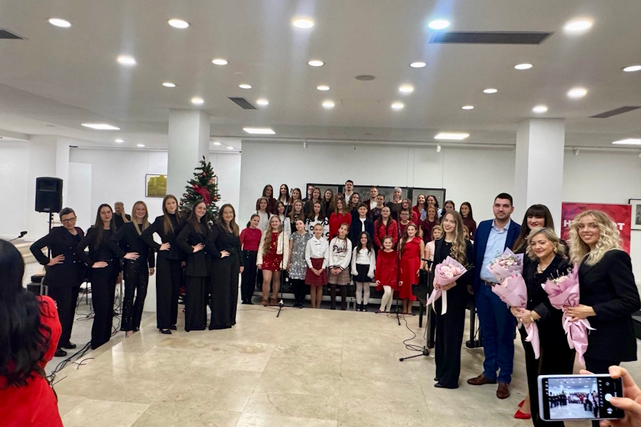 Podržao HT Eronet: U blagdanskom ozračju održan Božićni koncert Škole pjevanja Belcanto